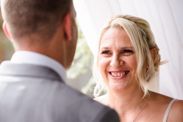 Maidstone Wedding Photographer Photography Kent Bride Groom Inn on the lake